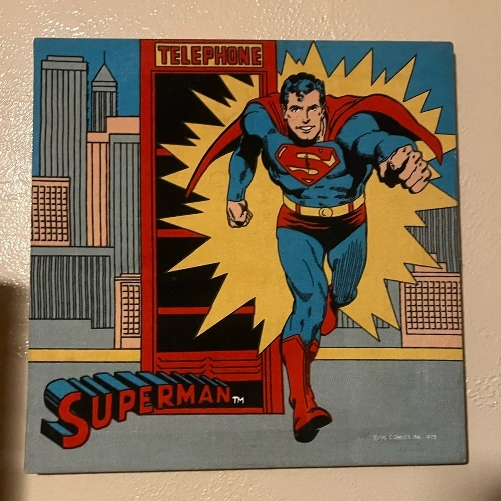 1975 Rare Vintage Superman DC Fabric Wall Hanging Comic Book Picture Red Yellow